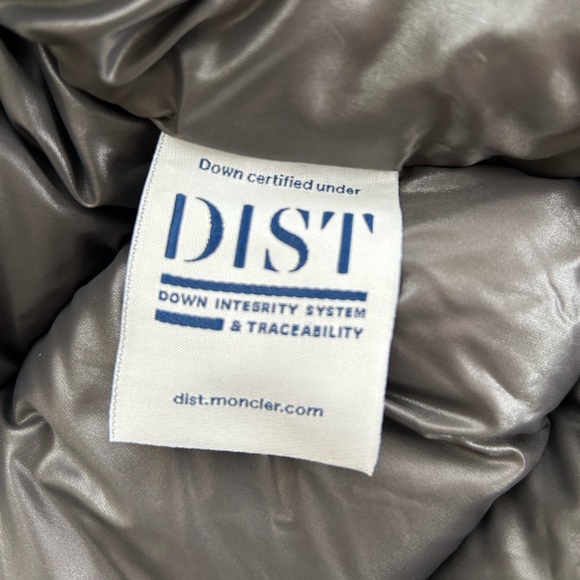 Moncler Maya jacket - Size 3 L - black winter jacket - NFC scans - Picture 14 of 15